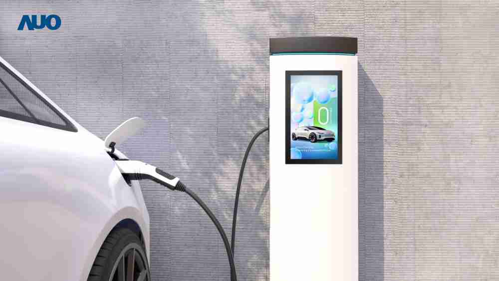 友達〝EVSE車用充電樁解決方案〞專為電動汽車充電樁設計，，具有高亮度、、、克服戶外艱難環境的耐溫、、、、耐紫外線等特性，，並搭載散熱性及擴充性強的高效能工業電腦，，，，可實現人機互動訴求，，，，如資訊顯示、、、支付等應用